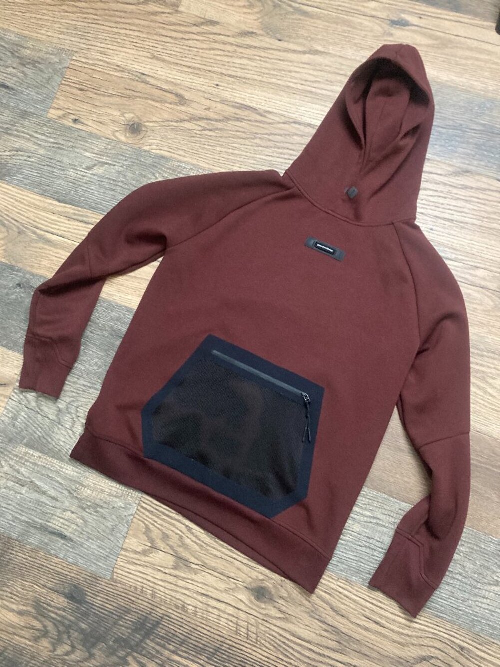 On Running Hoodie Mens Large Maroon Swiss Engineering Pullover
